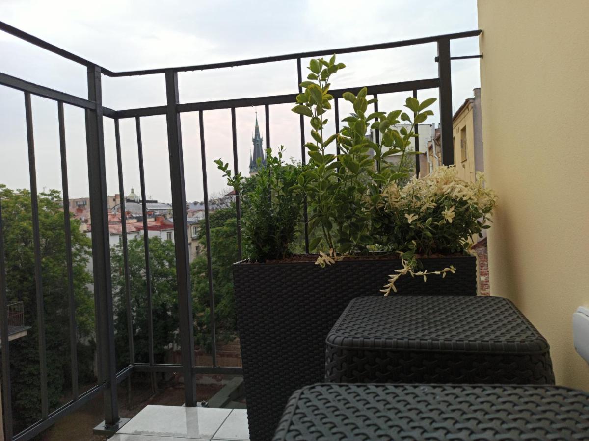 Apartmán New Modern-style With Balcony In The 2 *